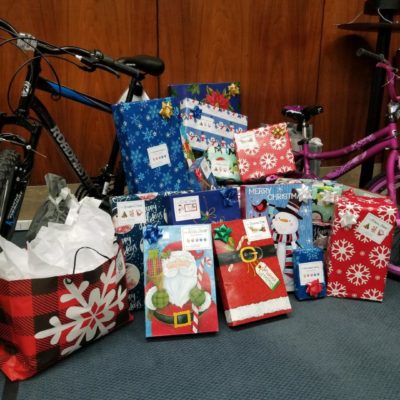 Hunton Andrews Kurth Sponsors Christmas for Two SSF Clients